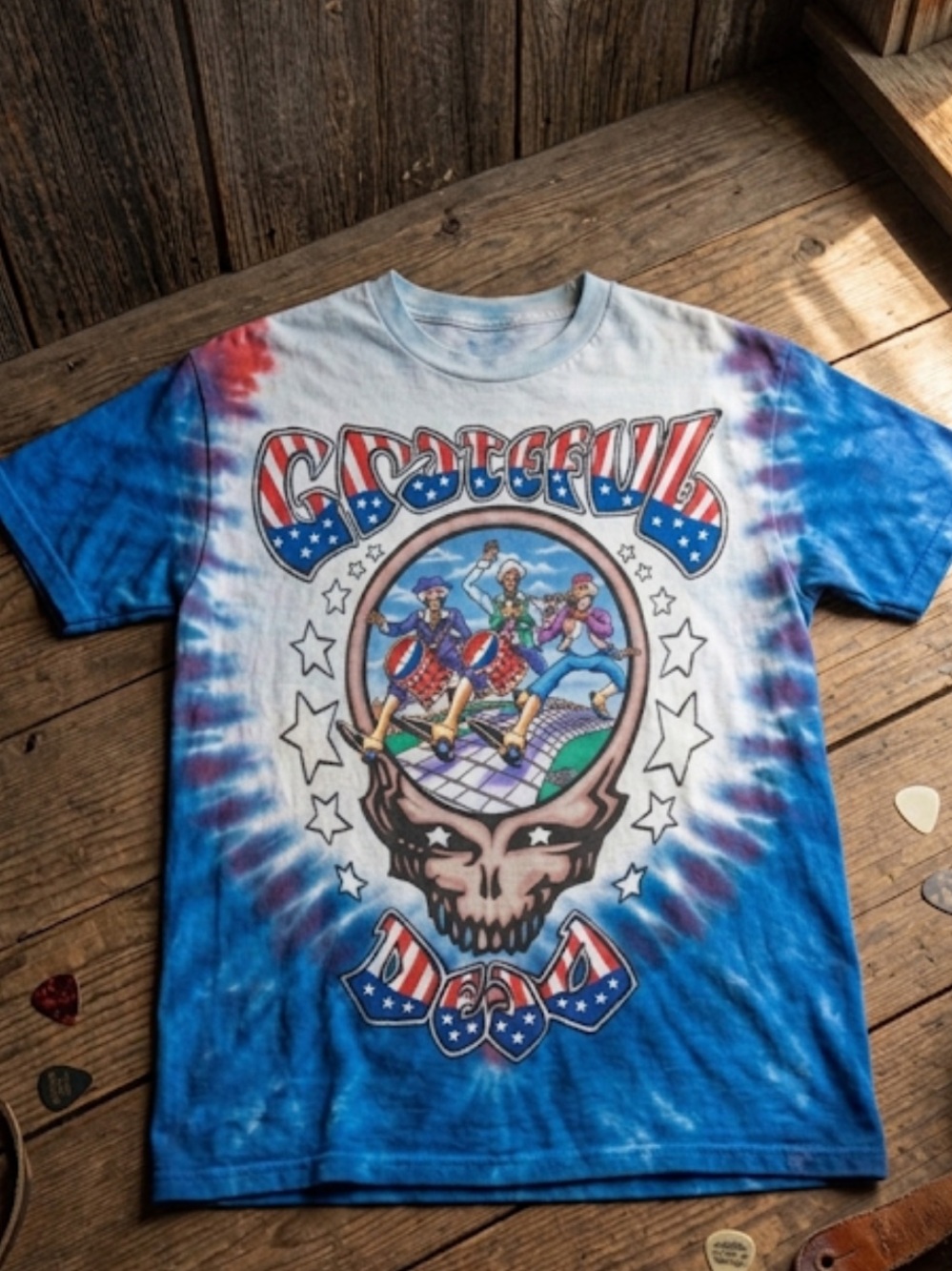 Grateful Dead Blue and Red revolutionary, dead Shirt Men’s Size Small